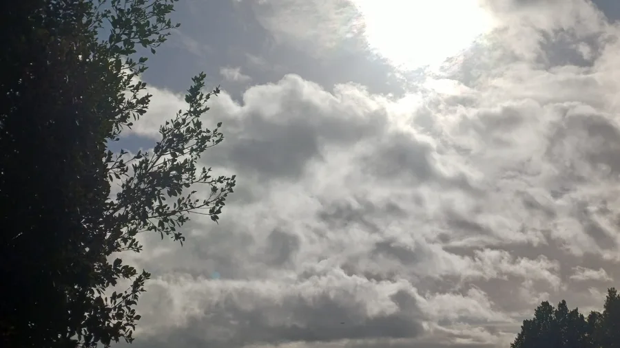 Sice občas mráčky, ale oproti předpovědi nepršelo!